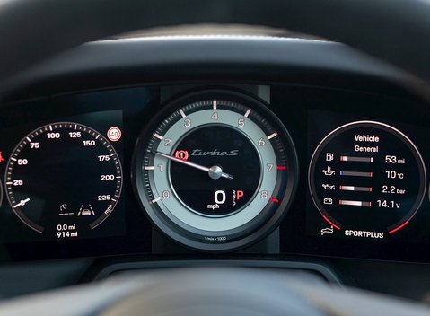 Porsche 911 Turbo S Cabriolet (992) 18