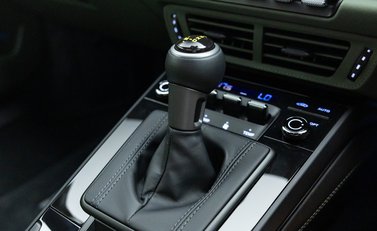 Porsche 911 GT3 TOURING (992.2) 28