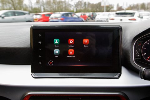 SEAT Ibiza TSI FR SPORT DSG 32