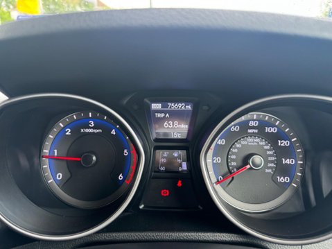 Hyundai i30 1.6 CRDi Blue Drive Active Euro 5 (s/s) 5dr 19