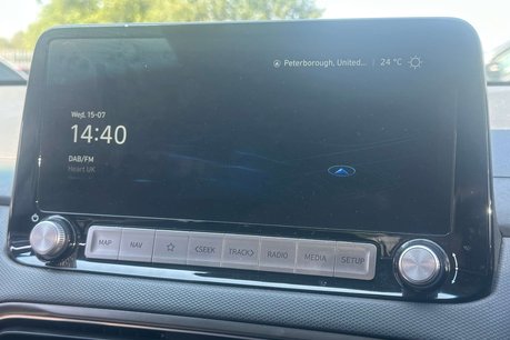 Hyundai KONA 39kWh Premium SUV 5dr Electric Auto (10.5kW Charger) (136 ps) 39