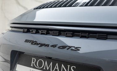Porsche 911 Targa 4 GTS (992) 48