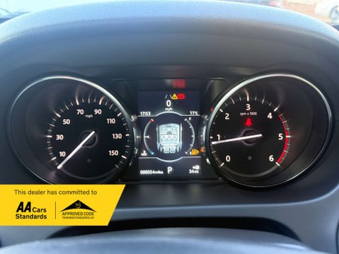 Land Rover Discovery Sport 2.0 Discovery Sport Landmark TD4 Auto 4WD 5dr 42