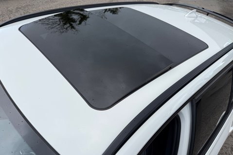 BMW 3 Series 320D XDRIVE M SPORT SHADOW EDITION TOURING -PAN ROOF -PRO MEDIA -APPLE CARP 13