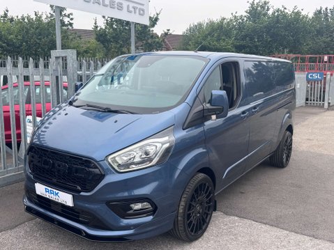 Ford Transit Custom 2.0 300 EcoBlue Limited Panel Van 5dr Diesel Manual L2 H1 Euro 6 (s/s) (130 33