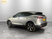 Nissan Qashqai 1.3 DIG-T MHEV N-Connecta SUV 5dr Petrol Hybrid Manual Euro 6 (s/s) (140 ps 5