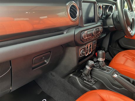 Jeep Wrangler CHELSEA TRUCK 55