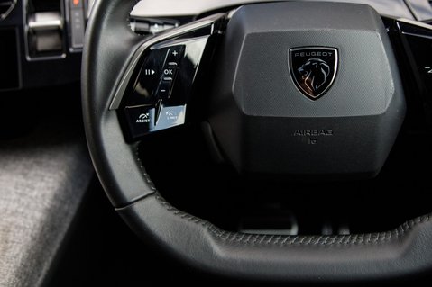 Peugeot 3008 ALLURE 19