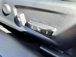 Lexus Is 2.5 IS 300h Advance CVT 4dr 59