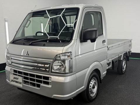 Suzuki Carry Mitsubishi Minicab Truck 660cc 4WD 3