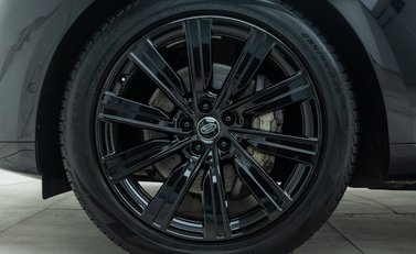 Land Rover Range Rover D350 SE 24