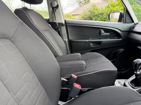 Kia Venga 1.6 2 Euro 6 (s/s) 5dr 17