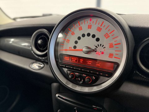 Mini Hatch 1.6 Cooper S 3dr 17