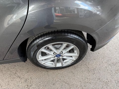 Ford Focus 1.5 TDCi Zetec Euro 6 (s/s) 5dr 24