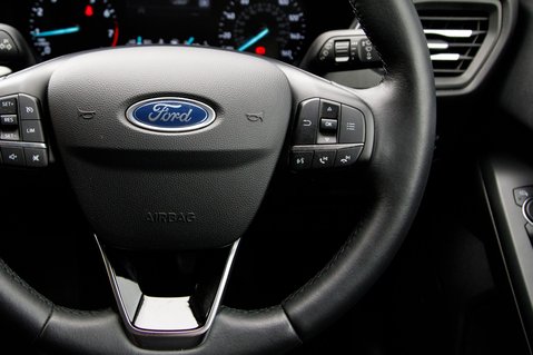 Ford Focus TITANIUM 19
