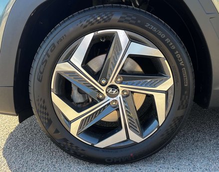 Hyundai TUCSON 1.6 Tucson Ultimate TGDi 5dr 12