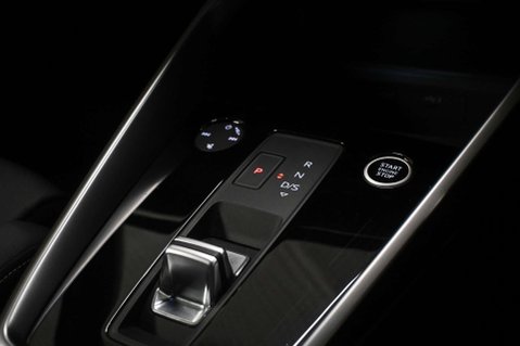 Audi A3 1.5 A3 Sportback 35 TFSI MHEV S Line Semi-Auto 5dr 51