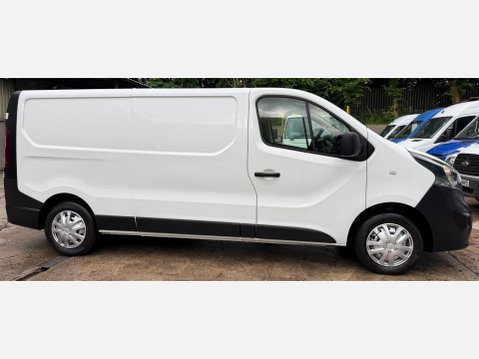 Vauxhall Vivaro 1.6 CDTi 2900 BiTurbo Panel Van 5dr Diesel Manual L2 H1 Euro 6 (s/s) (125 p 7