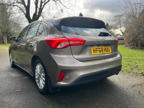 Ford Focus TITANIUM 19