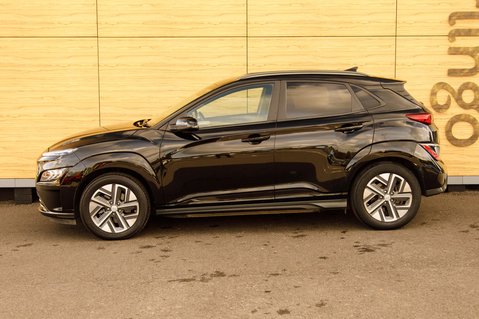 Hyundai KONA PREMIUM 10