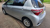 Toyota Yaris 1.5 VVT-h Icon Tech E-CVT Euro 6 (s/s) 5dr 29