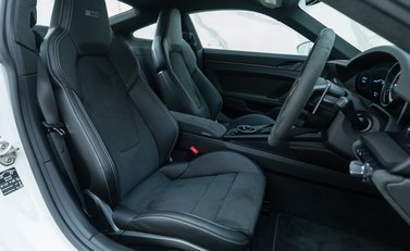 Porsche 911 Dakar 12