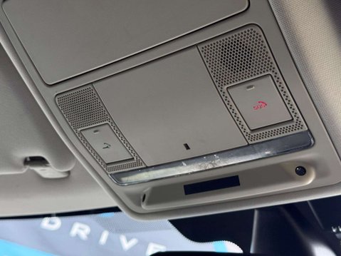 Land Rover Range Rover Evoque 2.2 SD4 Pure Auto 4WD Euro 5 (s/s) 5dr 89