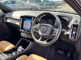 Volvo XC40 2.0 XC40 Inscription Pro T4 Auto 5dr 18