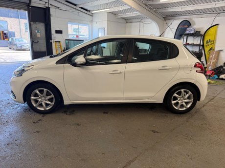 Peugeot 208 1.2 PureTech Active Euro 6 5dr 5