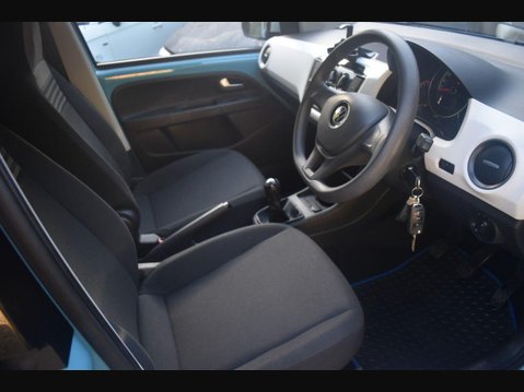 Volkswagen Up 1.0 White Edition Hatchback 5dr Petrol Manual Euro 6 (s/s) (60 ps) 4