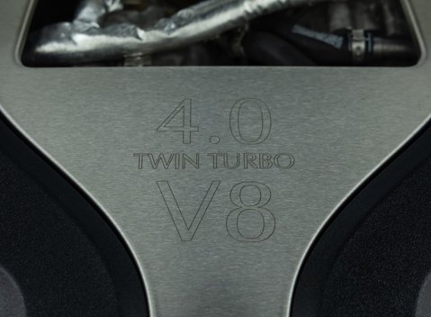 Aston Martin DBX 707 42