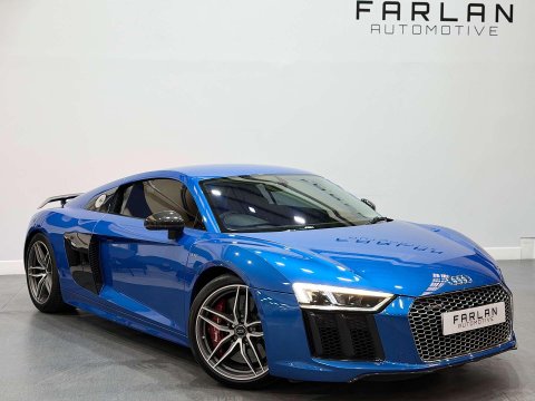 Audi R8 5.2 FSI V10 Plus Coupe 2dr Petrol S Tronic quattro Euro 6 (s/s) (610 ps) 1