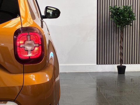 Dacia Duster 1.6 SCe Prestige Euro 6 (s/s) 5dr 59