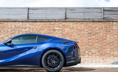 Ferrari 812 Superfast 33