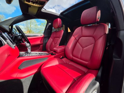Porsche Macan 3.0 Macan S D Semi-Auto 4WD 5dr 4