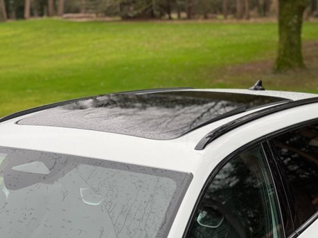 Volkswagen Passat R-LINE DSG 40