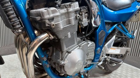 Suzuki Bandit 600 GSF 1998 43K GOOD RUNNING PROJECT BIKE 600CC A2 17