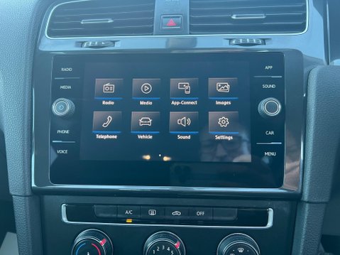 Volkswagen Golf 1.0 TSI SE Euro 6 (s/s) 5dr 31