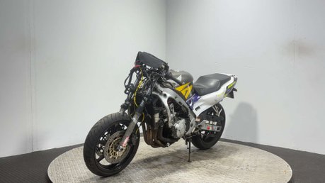 Honda CBR F 1995 49K PROJECT BIKE SPARES OR REPAIR 600CC 6