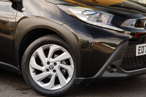 Toyota Aygo X VVT-I PURE 11