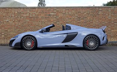 McLaren 675 LT Spider 21