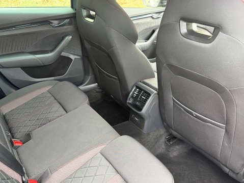 Skoda Octavia 2.0 Octavia vRS TSi Semi-Auto 5dr 22