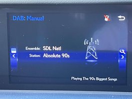 Lexus Is 2.5 IS 300h Advance CVT 4dr 37