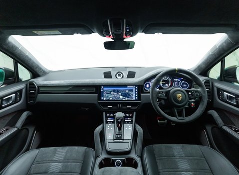 Porsche Cayenne Turbo GT 17