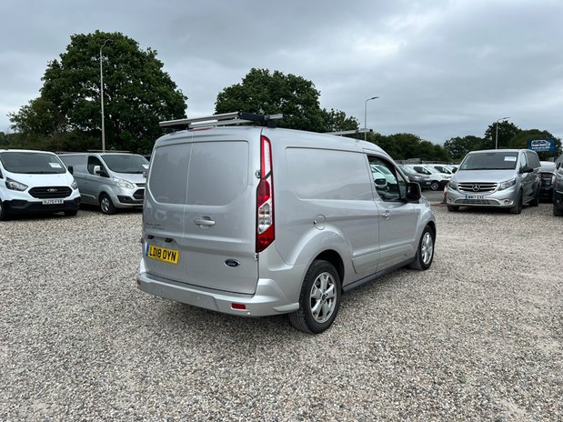 Ford Transit Connect SWB L1H1 Low Roof Limited Air Con Alloys Sensors EURO 6 NO VAT 6