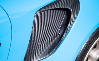 Porsche 911 GT2 RS Weissach (991) 41