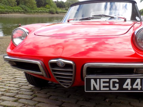 Alfa Romeo Spider 1600 Duetto 73