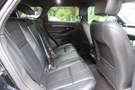 Land Rover Range Rover Evoque 2.0 D180 R-Dynamic S Auto 4WD Euro 6 (s/s) 5dr 9
