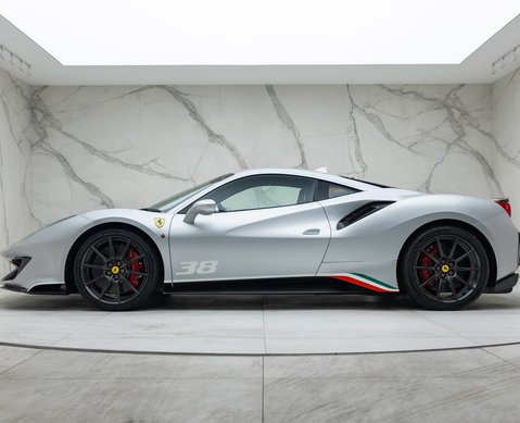 Ferrari 488 Pista Piloti 