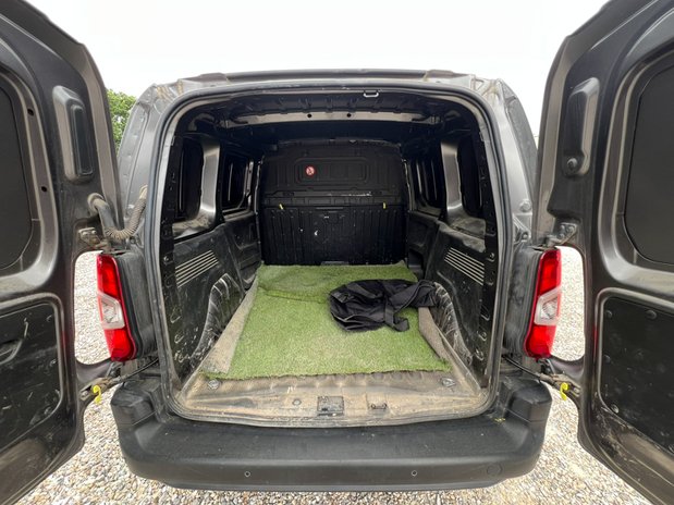 Citroen Berlingo Petrol SWB L1H1 Low Roof Enterprise Air Con Sensors EURO 6 NO VAT 10